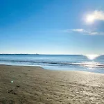 Superbe Climatisé, 2 à 200m De La *