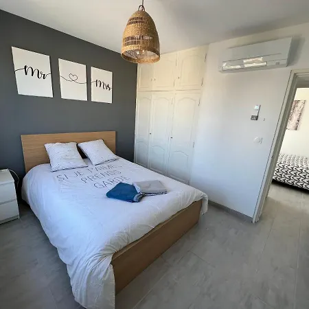 Superbe Climatise, 2 A 200m De La Apartment